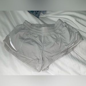 White lulu lemon Hotty hot shorts 2.5